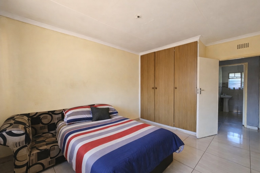 To Let 4 Bedroom Property for Rent in Vaalpark Free State